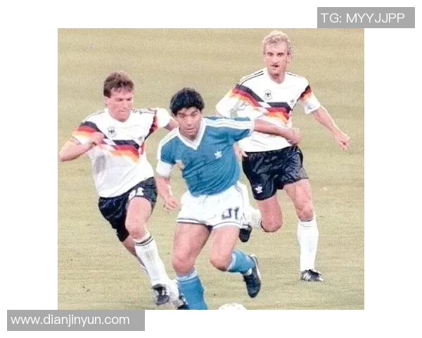 西班牙与澳大利亚在巴西世界杯的激烈对决与精彩瞬间回顾